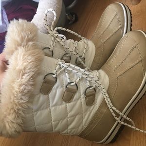 women’s snow boots